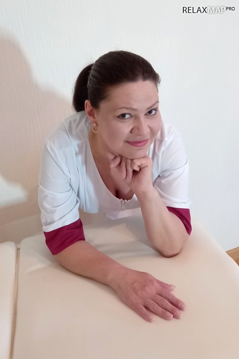 Массажистка Настя - 47 лет, Москва