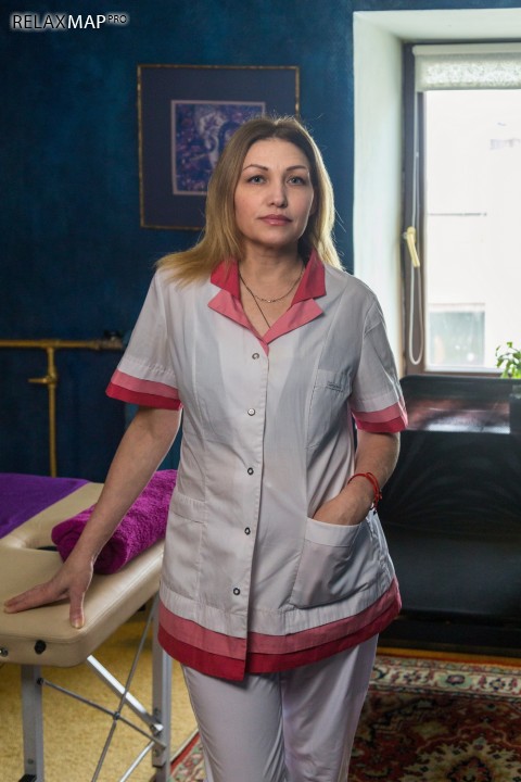 Массажистка Натали - 45 лет, Москва