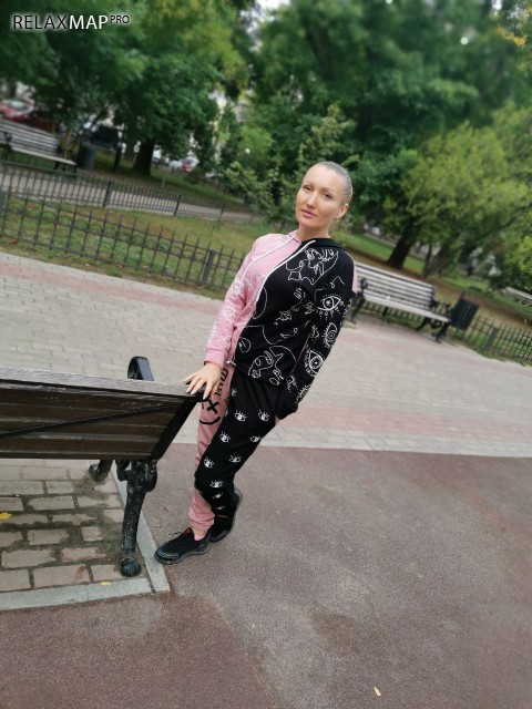 Массажист Олег Ирина - 37 лет, Москва