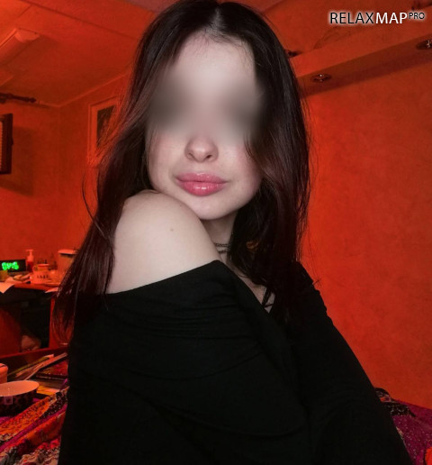 Массажистка Жаклин - 18 лет, Москва