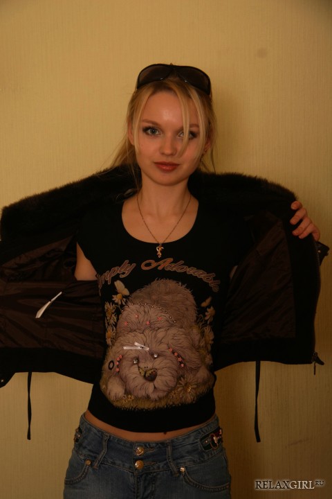 Массажистка Анфиса - 22 года, Москва